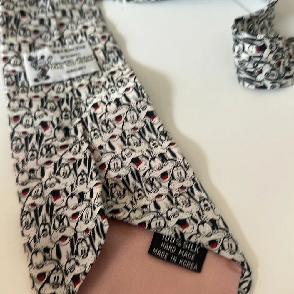 Balancine presents the TIE works Disney Goofy silk tie